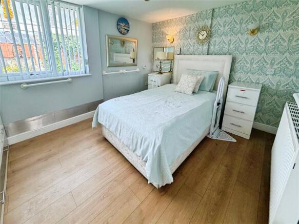 3 bed Bungalow for sale Image 8