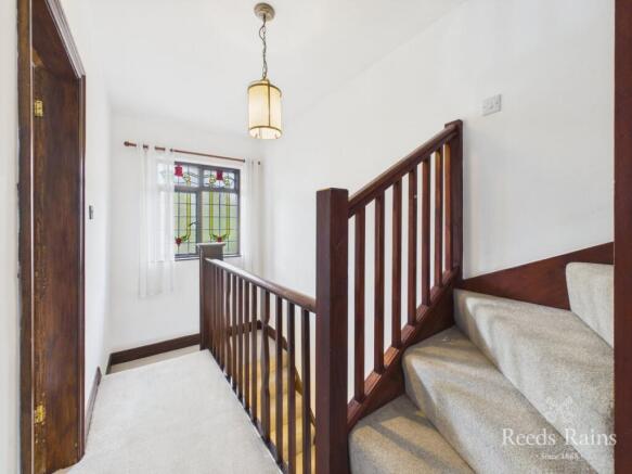 4 bed Semi-Detached for sale Image 9