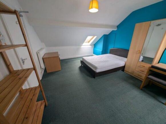 west-parade-ln1-1jz-1052911