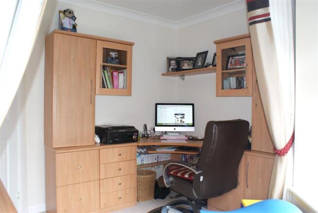 Photo 8