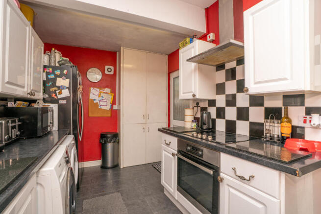 3 bed Semi-Detached for sale Image 7
