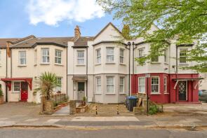 142, Palmerston Road, London N22 8RB