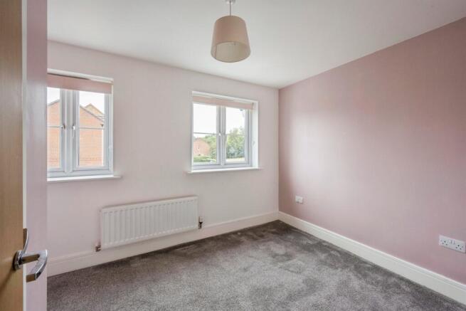 2 bed Terraced for sale Image 12