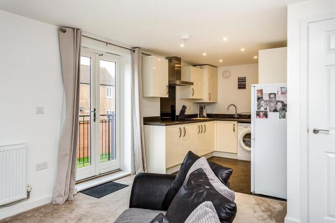 4 coxes lounge kitch