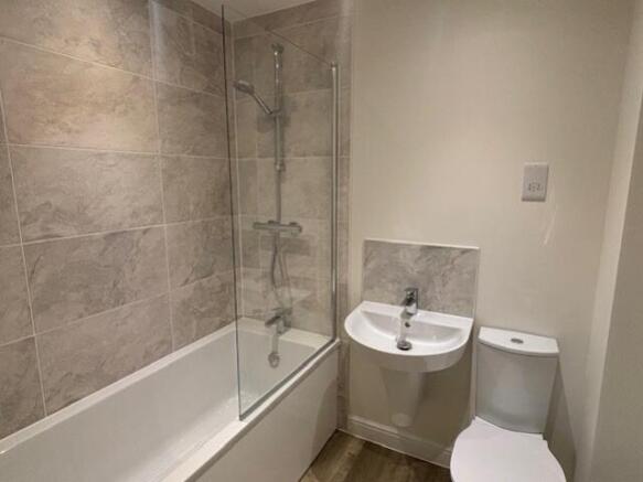 bathroom kicker hill