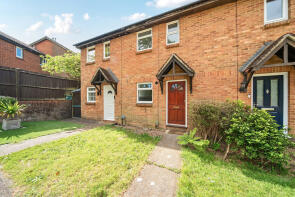 5, Clover Court, Woking GU22 0HH