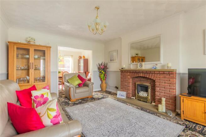 4 bed Detached for sale Image 7