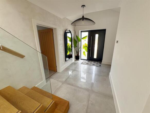 Hallway and stairs.jpg