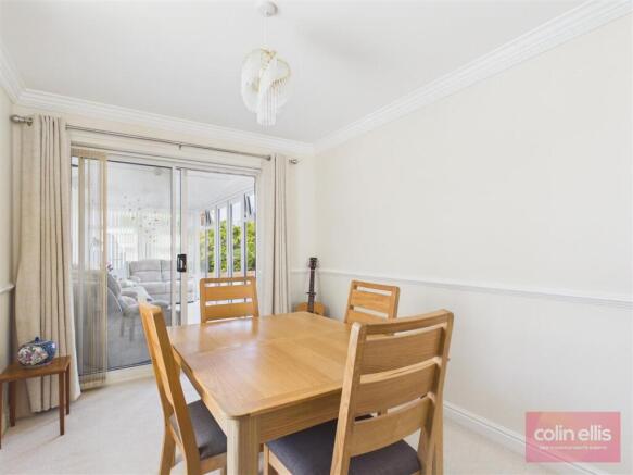 3 bed Detached Bungalow for sale Image 9