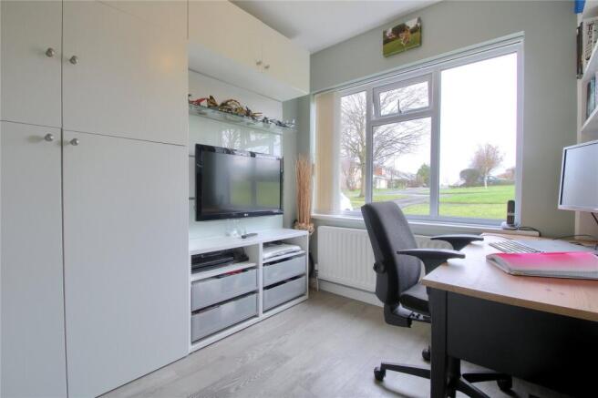 4 bed Detached for sale Image 11