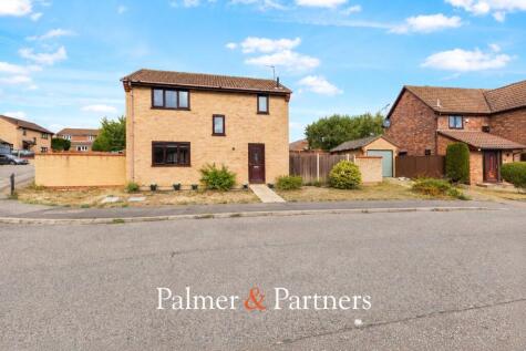 Egret Crescent, Longridge, Colchester, Essex, CO4