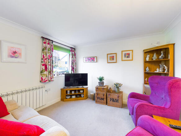 Living / Dining R...