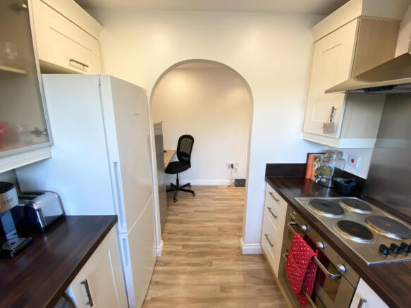 Photo 6