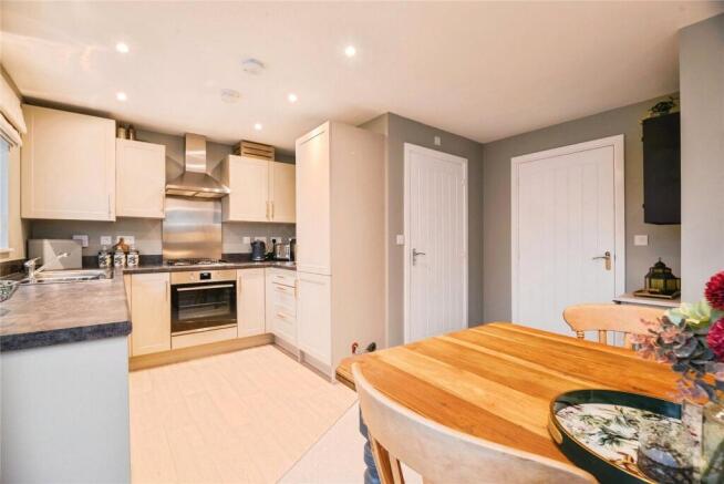 3 bed End of Terrace for sale Image 4