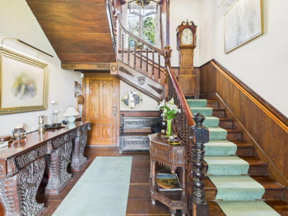 6 bed Detached to rent Image 5