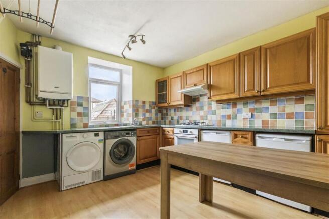 2 bed Terraced for sale Image 4