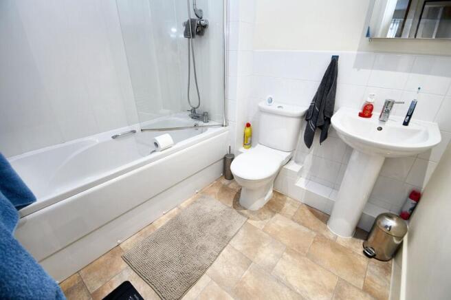 Clifton Road, Monton, M30 photo 4