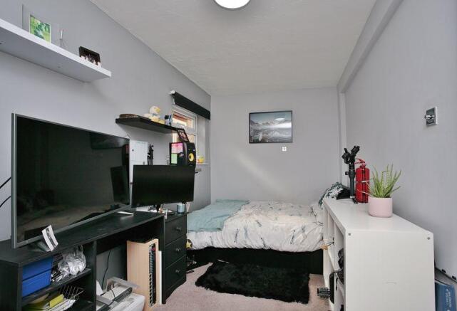 Photo 15