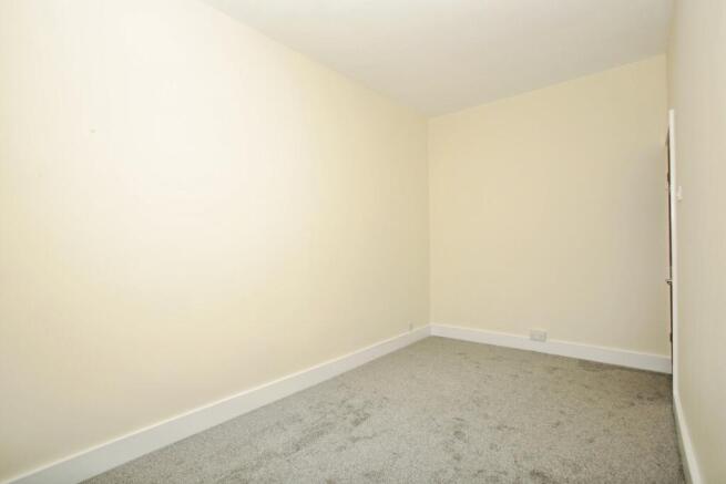 2 bed Terraced for sale Image 8