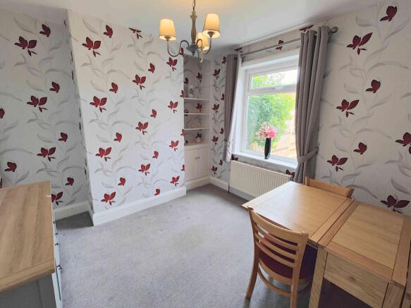 3 bed Semi-Detached for sale Image 7