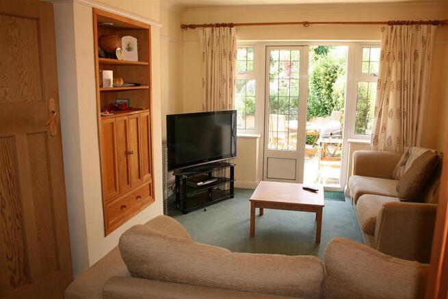 sitting room.JPG