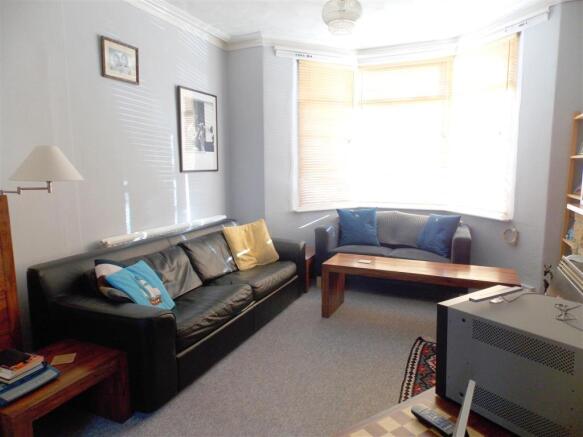 lounge2.JPG