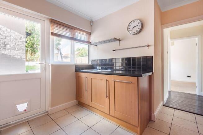 Kitchen shot 4