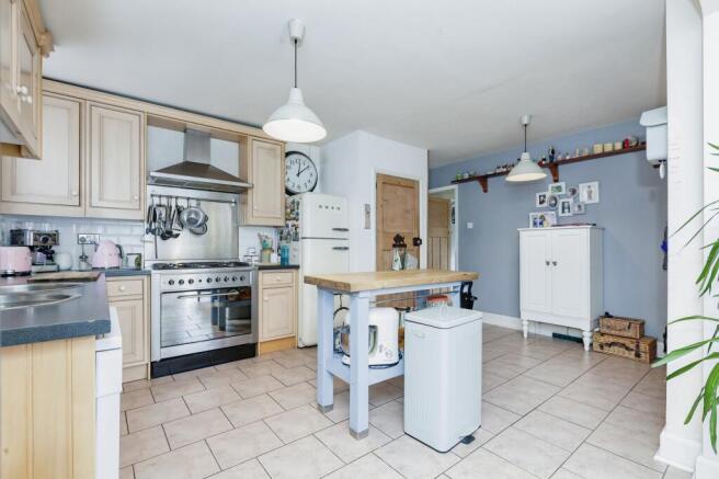 Kitchen 1