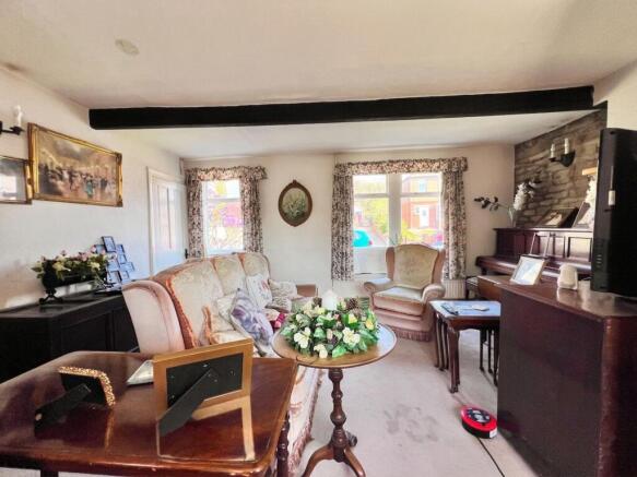 4 bed Cottage for sale Image 10