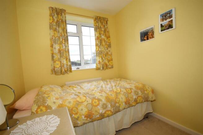 4 bed Detached for sale Image 10