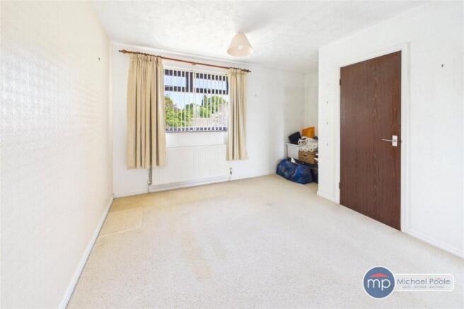 2 bed Semi-Detached for sale Image 8