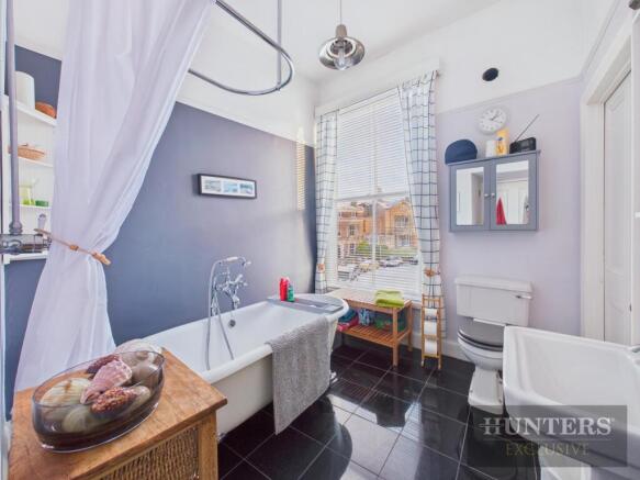 5 bed Terraced for sale Image 12