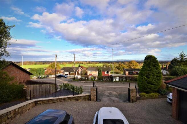 Arenig, Marford View.JPG