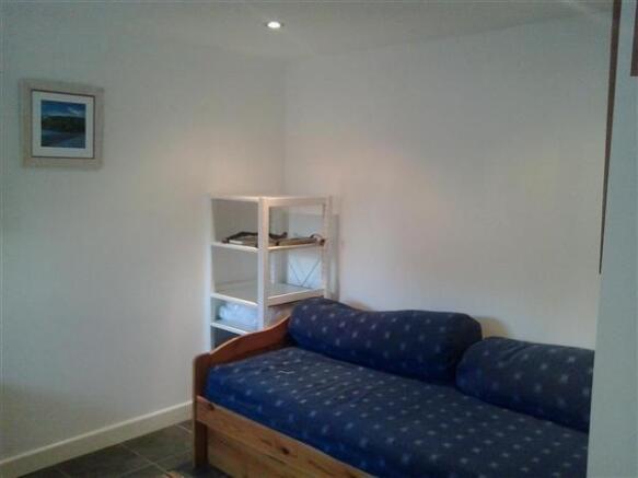 Cottage Bedroom 2