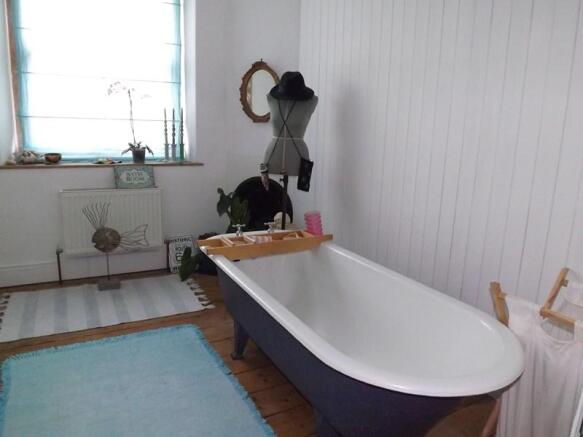 Photo 9
