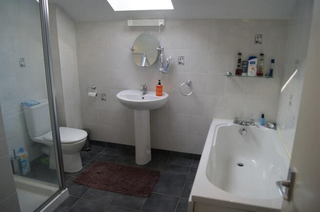 Photo 16