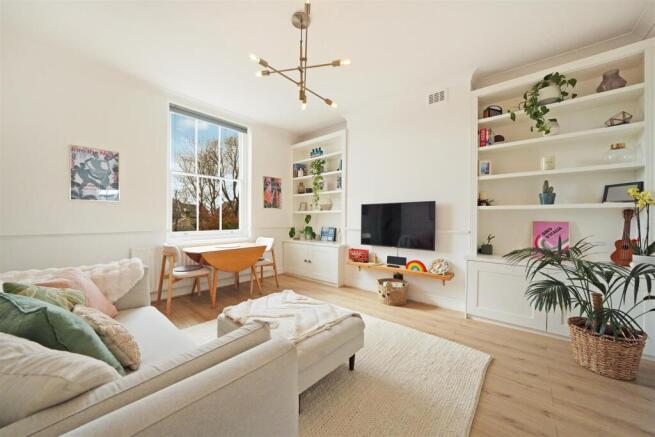 Flat 2, 102 Burnt Ash Hill - Kywt5ZsJn9HatDdskfxb.