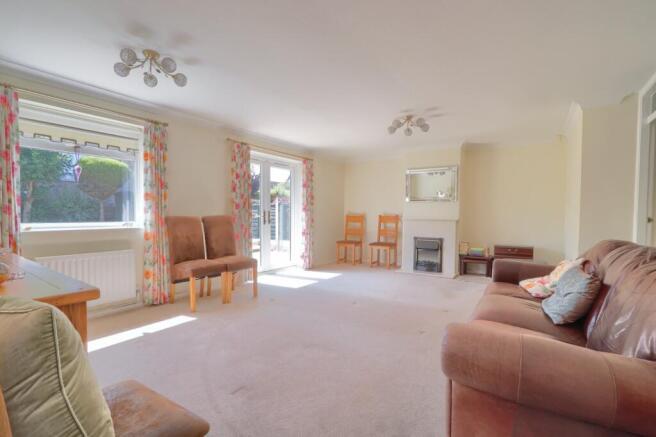 3 bed Bungalow for sale Image 5