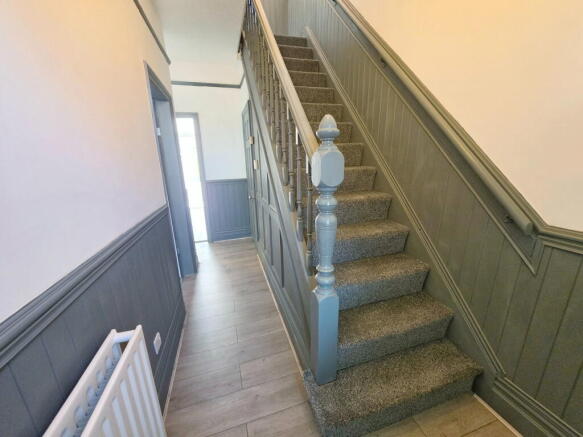 3 bed Terraced for sale Image 2