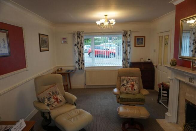 Lounge/Dining Room