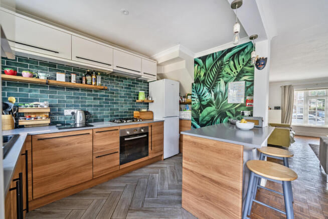 1293261-15-682ca7...