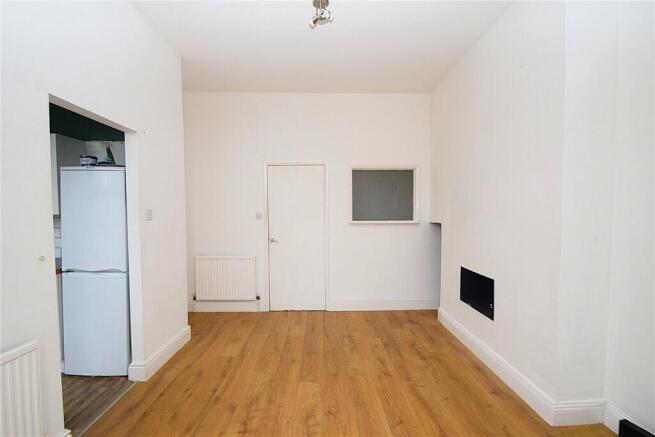 1 bed Apartment to rent Image 7