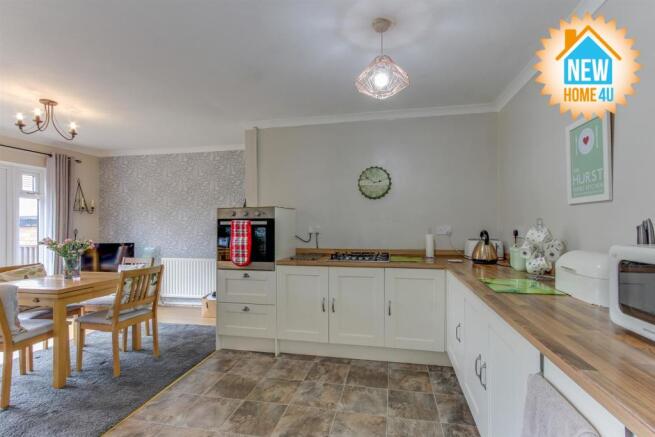 KITCHEN/DINING/FAMILY ROOM: