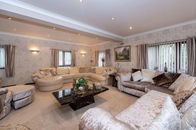 Lounge/sitting...