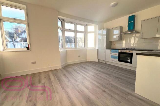 Hounslow Avenue KitchenDiner 2.jpg