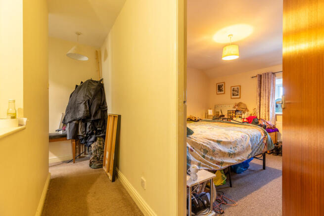 2 bed Terraced for sale Image 8