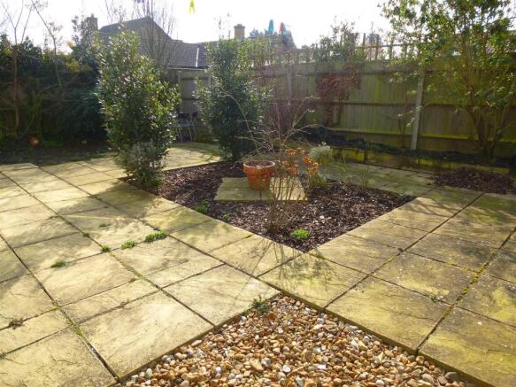 Wilthorne 3 garden.J