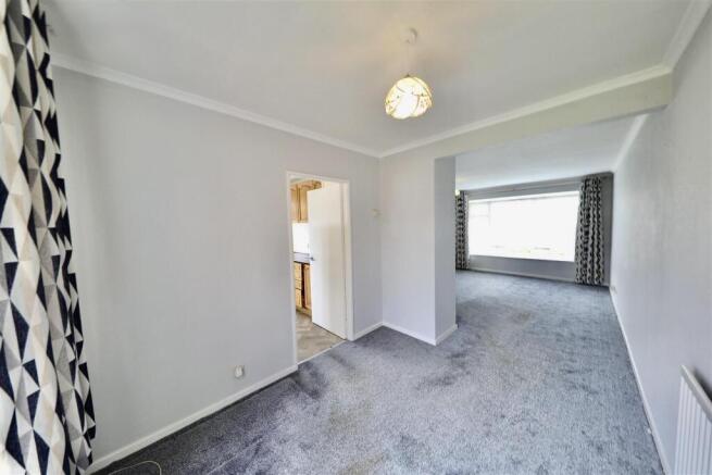 3 bed Semi-Detached for sale Image 8