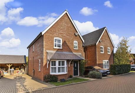 Probyn Close, Kimpton