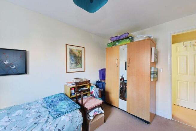 2 bed Flat for sale Image 9